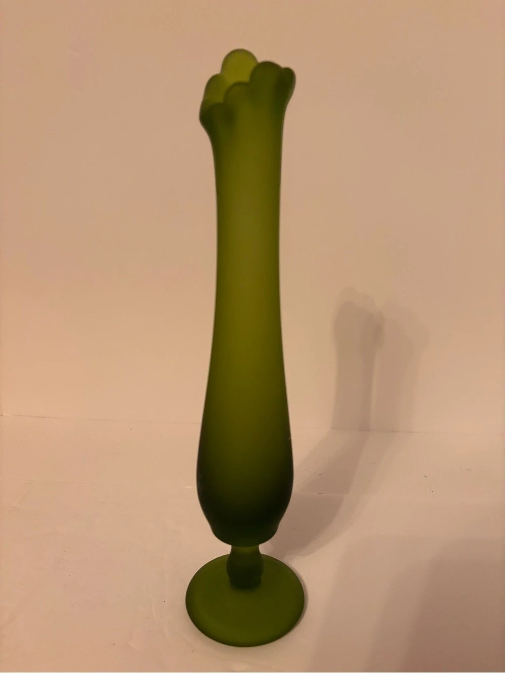 WESTMORELAND , swung satin green bud vase